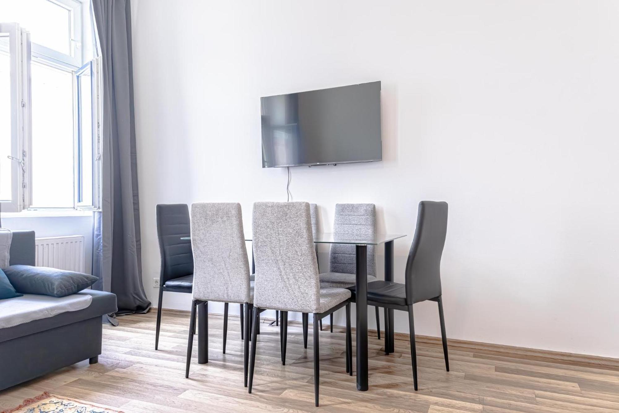 Explore Vienna 2Br And 1Lr Retreat Near Westbahnhof Extérieur photo