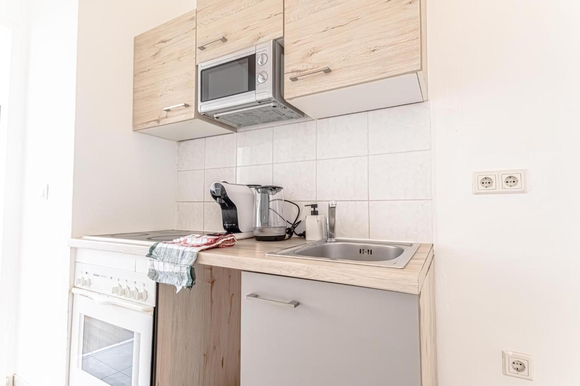 Explore Vienna 2Br And 1Lr Retreat Near Westbahnhof Extérieur photo
