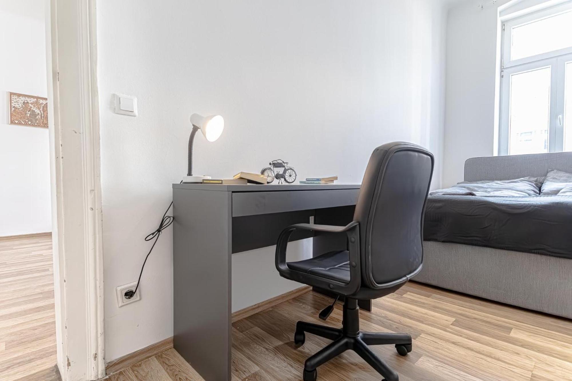 Explore Vienna 2Br And 1Lr Retreat Near Westbahnhof Extérieur photo